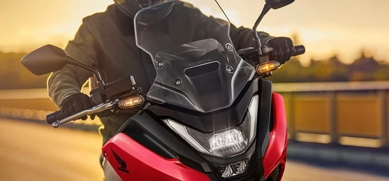 Full Led NC 750X DCT