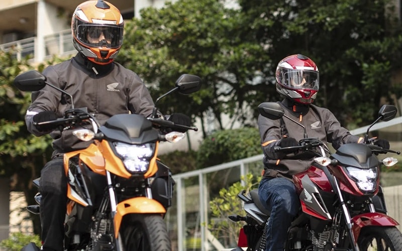 Roupas de pilotagem Honda