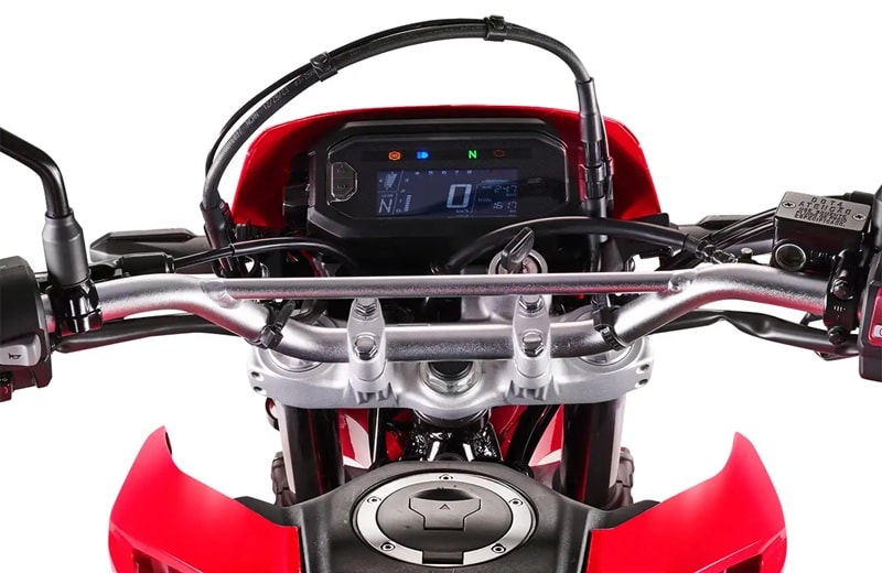 Painel XR 300l Tornado